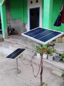 Satu rumah dengan dua solar panel 